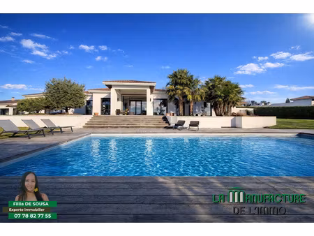 villa moderne piscine- garage - parcelle de terrain de 2608