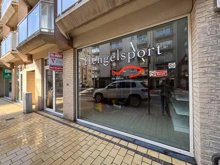 handelsgelijkvloers 148m² + kelder 65m²