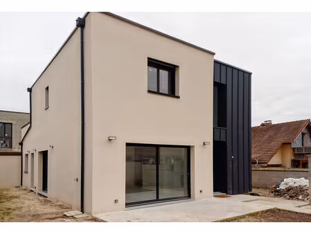 vente maison 5 pièces  134.00m²  saint