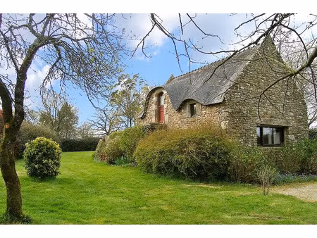 maison en pierre en location meublée