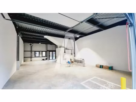 a louer - lots mixtes neufs activités/bureaux à fresnes divisibles à partir de 240m² à pro