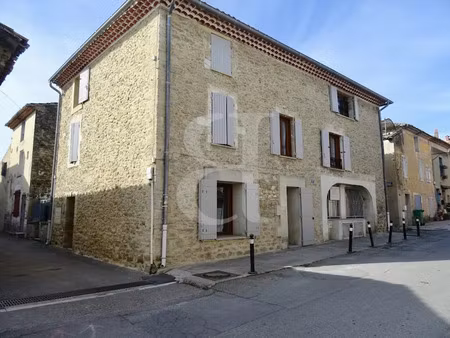 vente maison 5 pièces 223 m² à caumont-sur-durance (84510)  400 000 €
