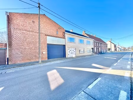 commercieel te koop in ooigem met 5 slaapkamers