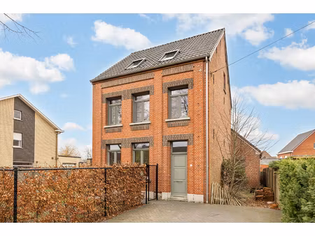 huis te koop in rijkevorsel met 4 slaapkamers