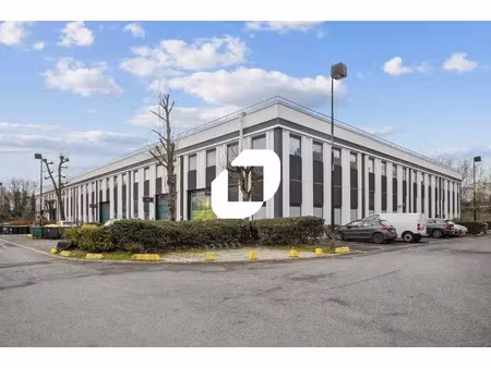 a louer  bureaux idéalement situés