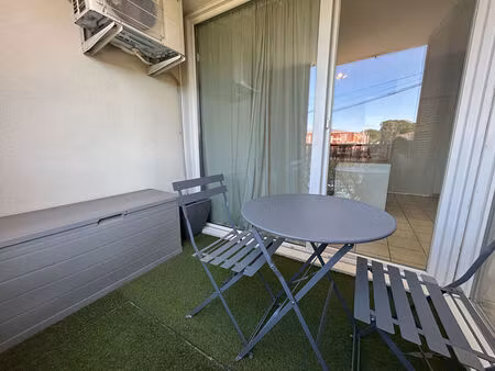 location appartement 3 pièces 56m2 aigues-mortes 30220 - 885 € - surface privée