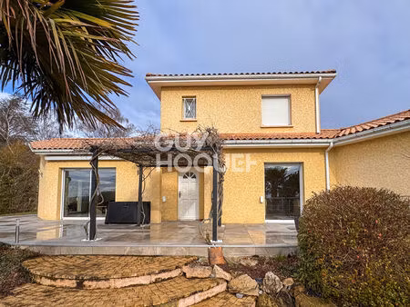 maison chuzelles 6 pièce(s) 149 m2