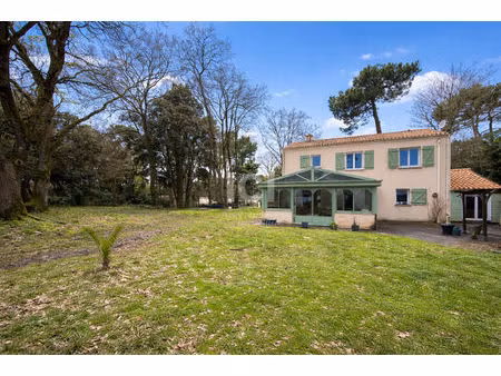 achat maison 8 pièces 167m²