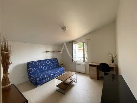 location appartement 2 pièces 23m² fontenay le comte 85200