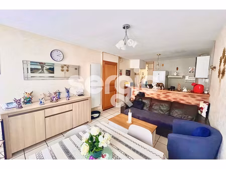 saint-pierre - immeuble de rapport de 88m²