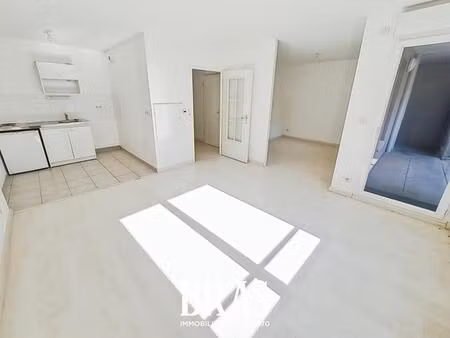 proce  t1 bis avec un balcon