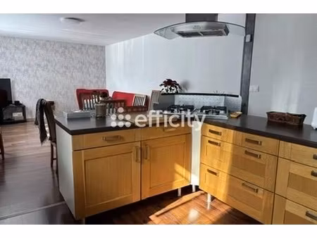 maison 3 pièces - 85 m²