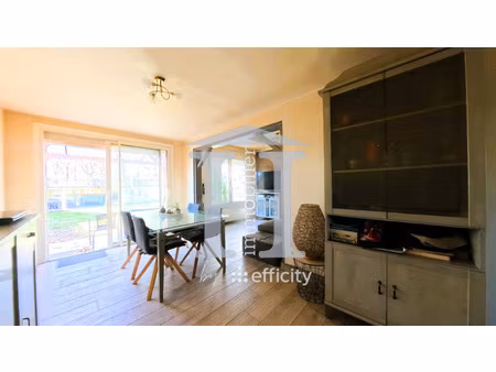 maison 5 pièces - 82 m²