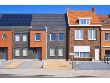 huis te koop in waarschoot met 3 slaapkamers