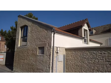 location meublée appartement 1 pièce 23.73 m² à luc-sur-mer (14530)  419 €