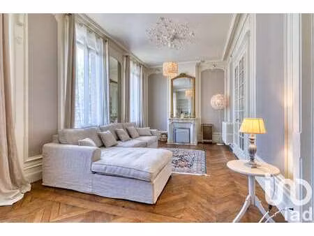 vente maison à elbeuf (76500) : à vendre / 230m² elbeuf