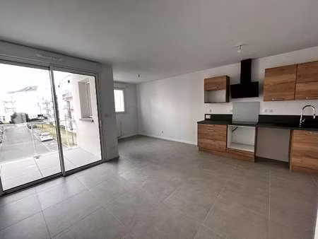location appartement 2 pièces à laval (53000) : à louer 2 pièces / 45m² laval