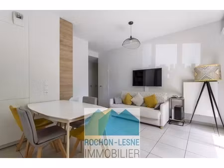 f2 meuble lyon 9eme bord de saone - quartier de l'industrie