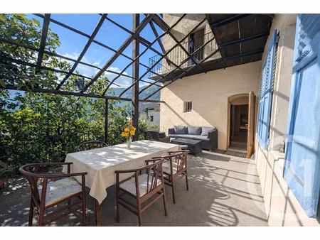 vente maison 6 pièces 197.05 m² à aigueblanche (73260)  450 000 €