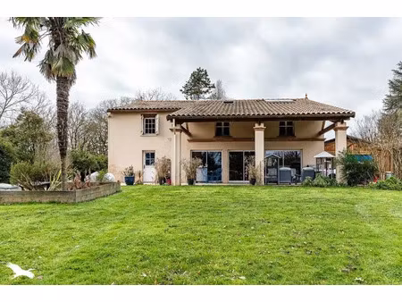 vente maison 6 pièces 239 m² à montvalen (81630)  432 000 €