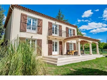maison de 7 pièces de 260 m² à aix-en-provence