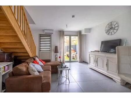 maison de 3 pièces de 63 m² à le revest-les-eaux