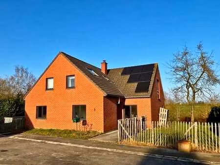 agréable maison 5 chambres avec vue magnifique