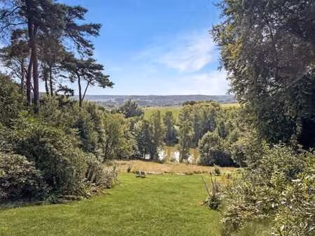 il est des lieux qui ne se racontent pas… ils se vivent.