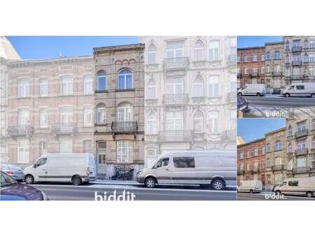 immeuble de rapport en vente publique à rue de l'escaut 7 molenbeek-saint-jean (rbv38613)