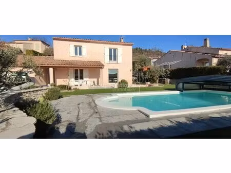 maison 6 pièces avec studio 145 m²