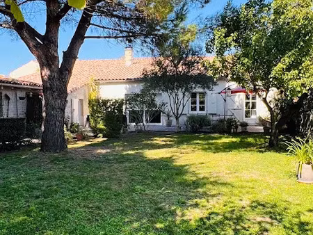 vente maison 7 pièces 257 m² à saint-sauveur-d'aunis (17540)  498 240 €