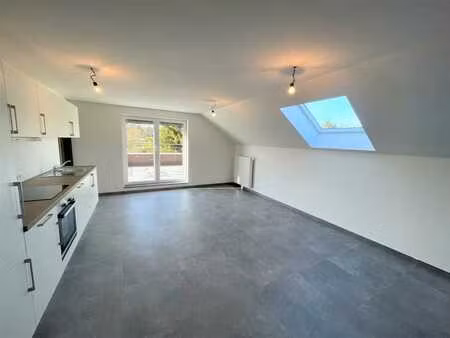 ◊ appartement avec terrasse à maissin (paliseul) ??