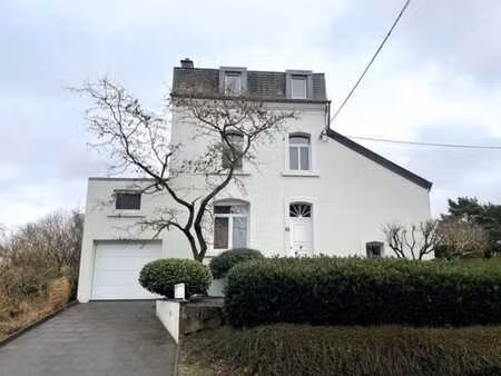 maison d’habitation avec jardin