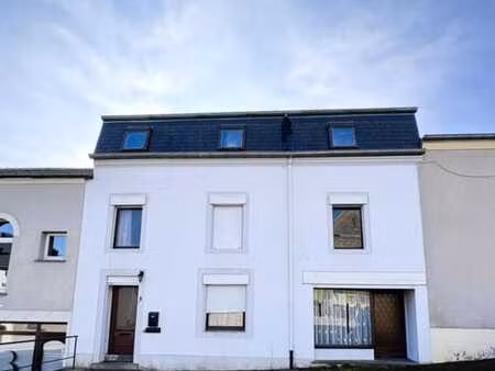 maison au centre de habay-la-neuve sur terrain de 2a 95ca