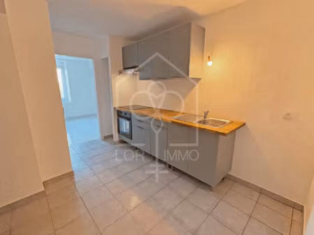 location appartement 2 pièces 41 m² à faulquemont (57380)