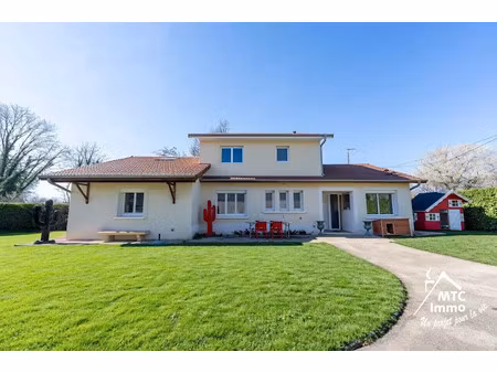 vente maison 7 pièces 205 m² à heyrieux (38540)  695 000 €