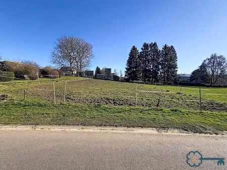 superbe terrain à bâtir de 1067m2 à hamois