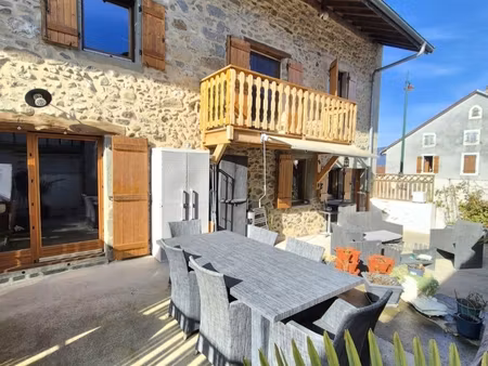 vente maison de village 7 pièces