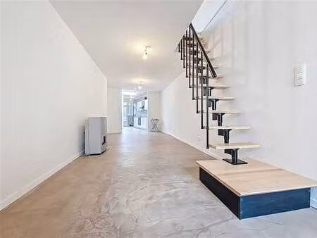 maison habitable rapidement + jardin