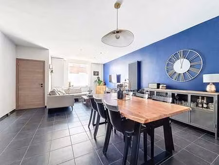 maison mitoyenne 2 ch. possibilité 3 entièrement rénovée