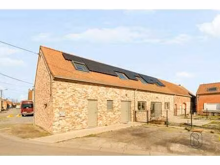 maison 3 façades entièrement rénovée