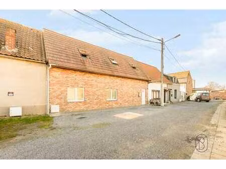 maison rénovée idéalement située