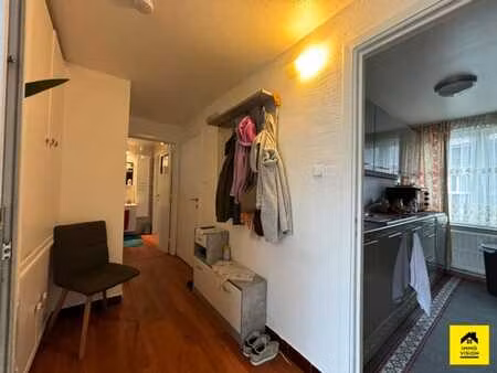 appartement 2 chambres - 1er étage - libre 1er avril 2026