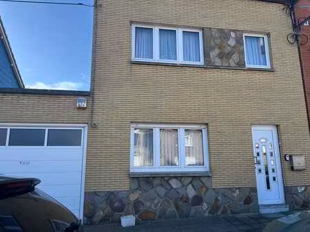 maison 3 chambres à ans  façade en briques jaunes (49)