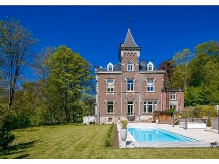 véritable château à stavelot