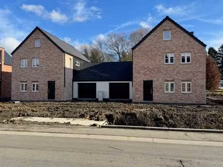 maison neuve basse énergie 4 ou 5 chambres endroit calme