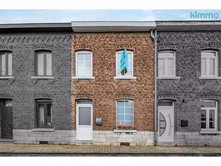 charmante maison 3 chambres avec terrasse et jardin