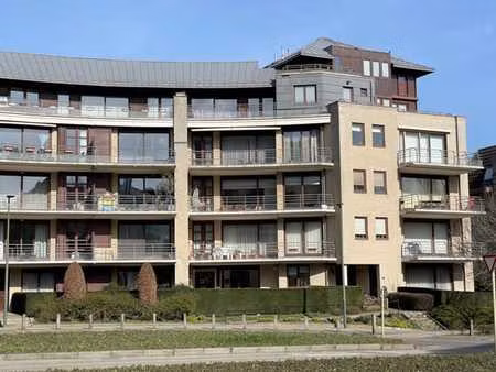 m. thiry - appt 2/3 ch+/-119m2 + terrasse sud/ouest + garage