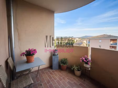 vente appartement 2 pièces 45 m² à carpentras (84200)  97 000 €