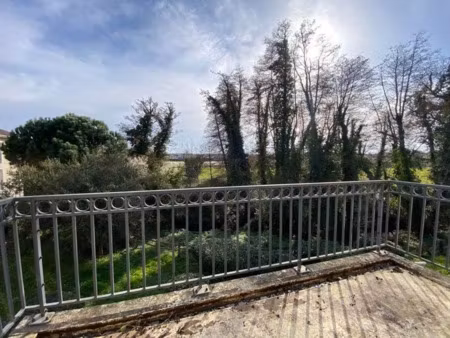 vente appartement 2 pièces 44 m² à le haillan (33185)  169 800 €